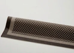 Angenehm flache Brücken und Teppiche in Sisaloptik