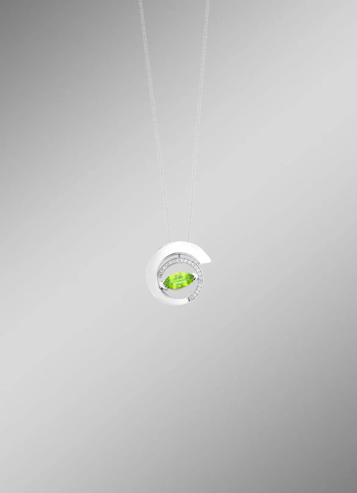 Anhänger mit echt Peridot und synth. Zirkonia