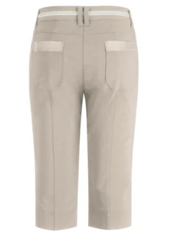 Aufwendig gearbeitete Bermudas
