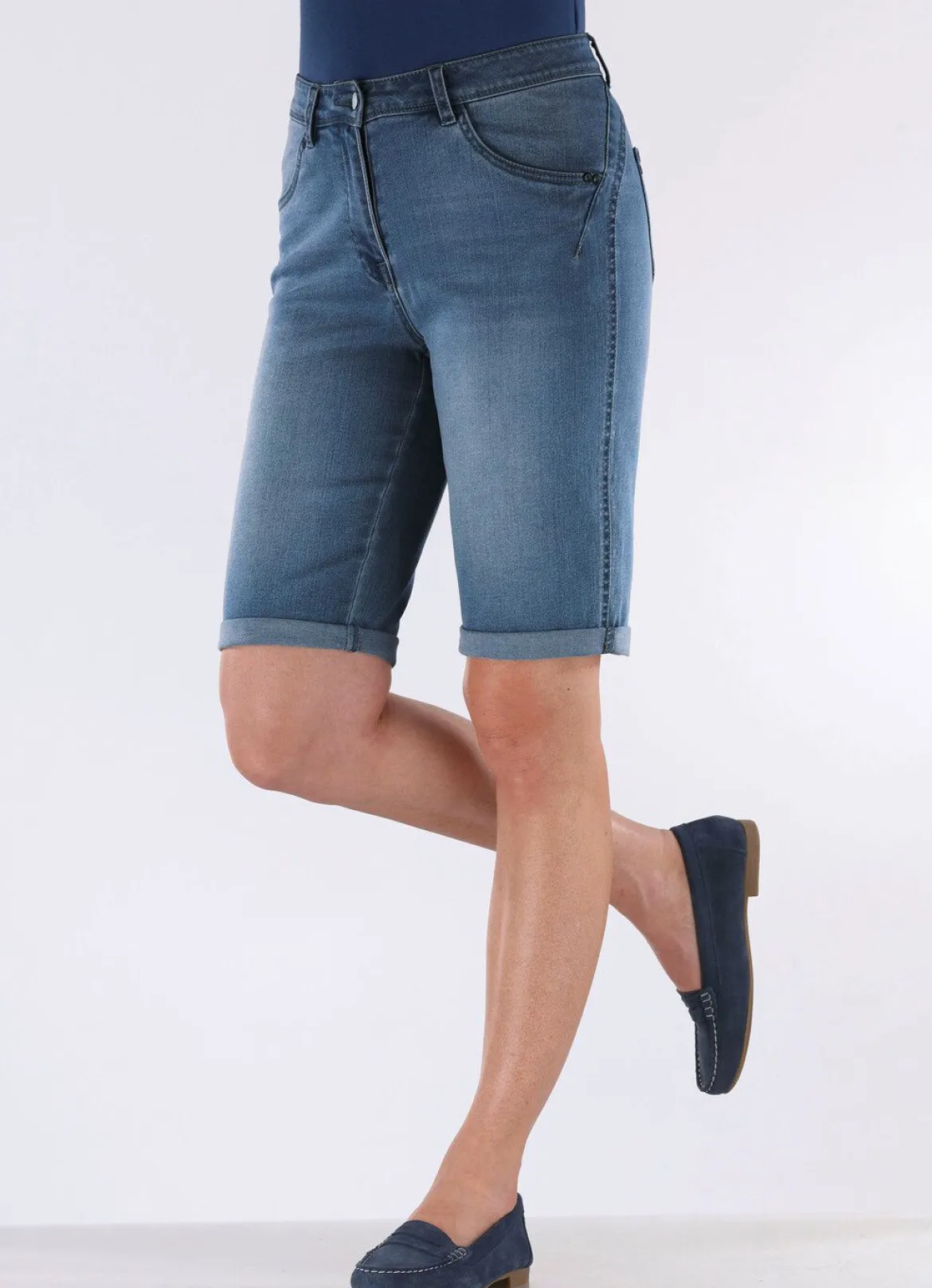 Bermudas mit Push-up-Effekt