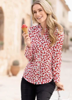 Bluse mit Herzchen