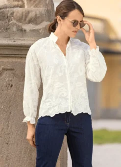 Bluse mit Rüschenzier