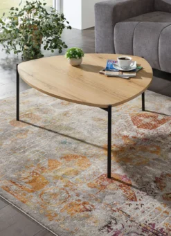 Couchtisch im Loft-Design mit Metallgestell