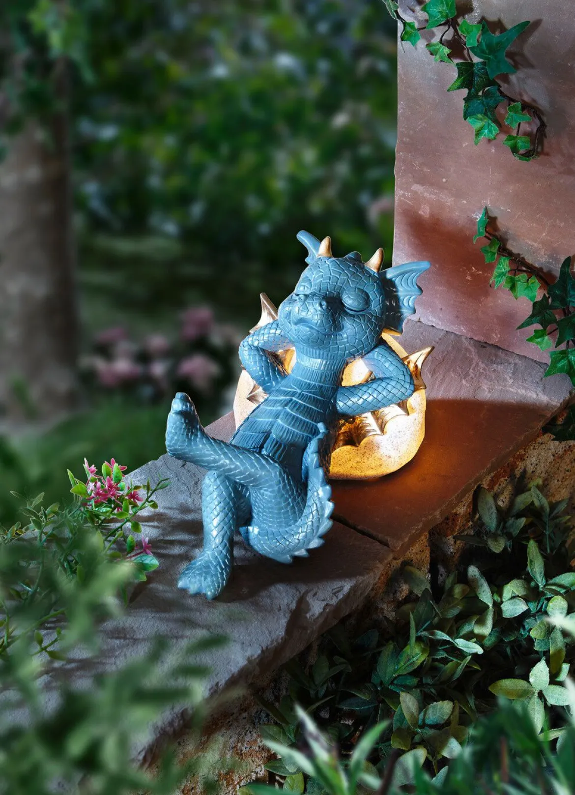 Drache auf LED-Stein