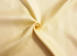 Exquisiter Einzelschal mit edlem Glanz