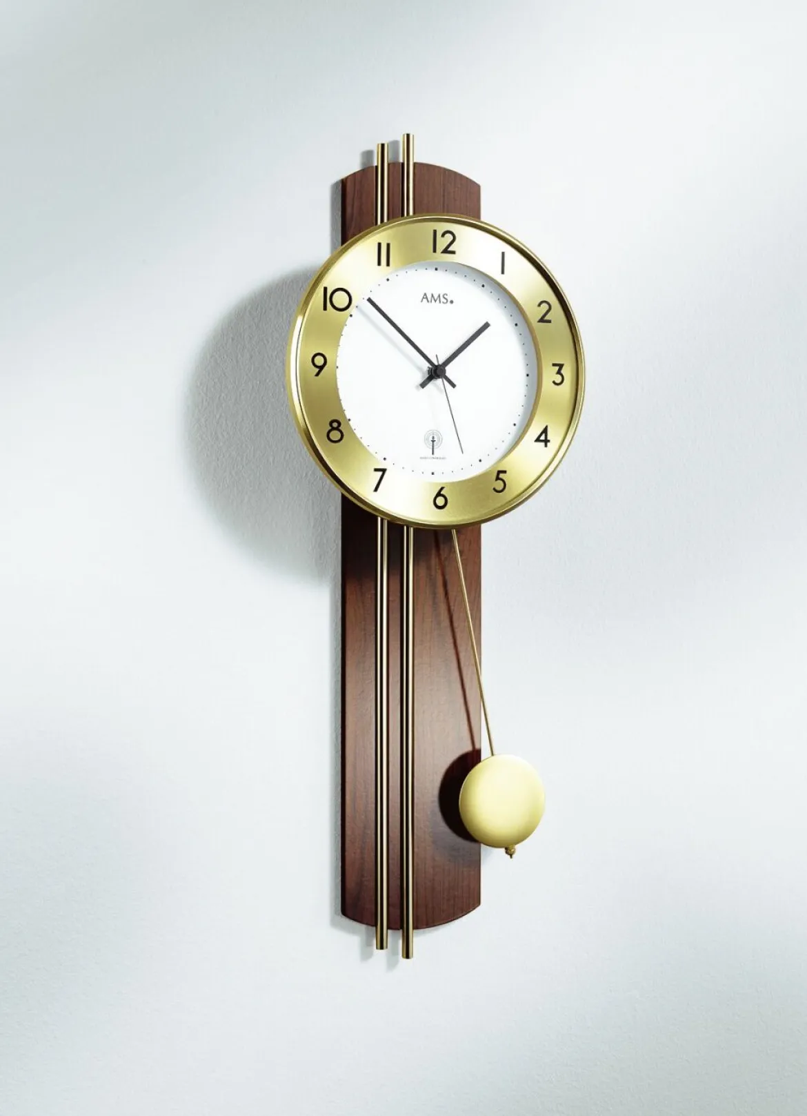Funk-Wanduhr