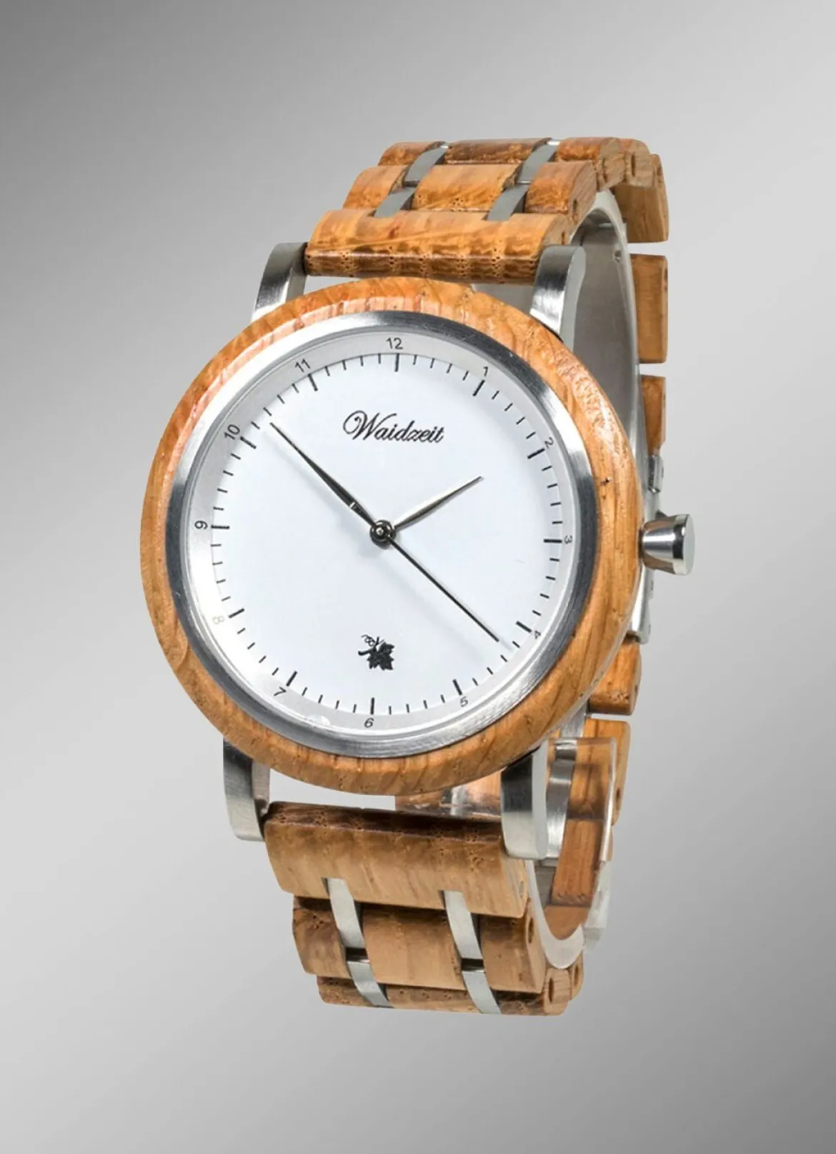 Herrenuhr mit Holzband der Marke Waidzeit