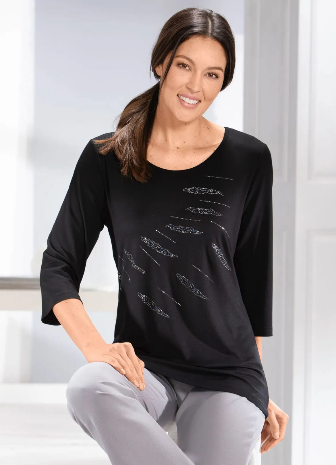 Herrliches Shirt mit Zierplättchen