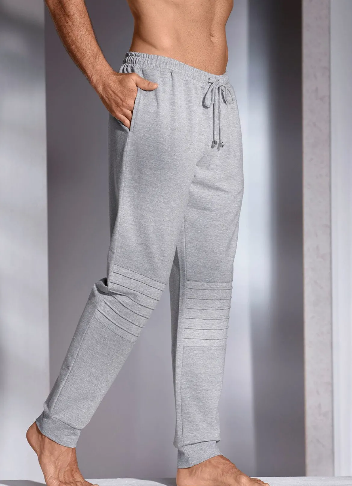 Hose mit Dehnbund rundum