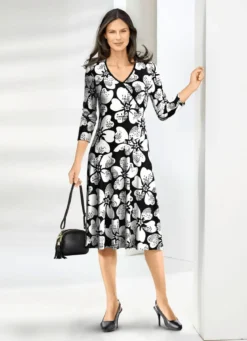 Kleid in Wickeloptik