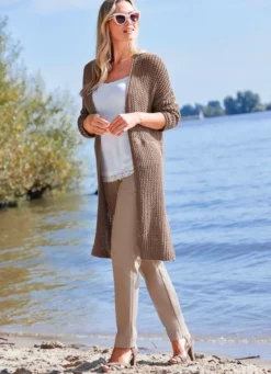 Long-Strickjacke in tollem Mustermix