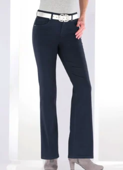 Magic-Jeans mit modisch weiterem Beinverlauf