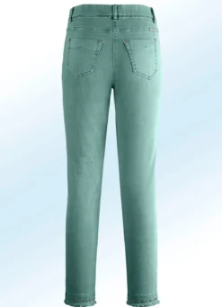 Magic-Jeans mit toller Nietenzier sowie angesagtem Fransensaum