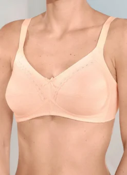 Naturana Zweierpack BH mit dekorativem Spitzenband in den Cups