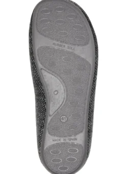 Pantoffel aus dezent gemustertem Textilmaterial