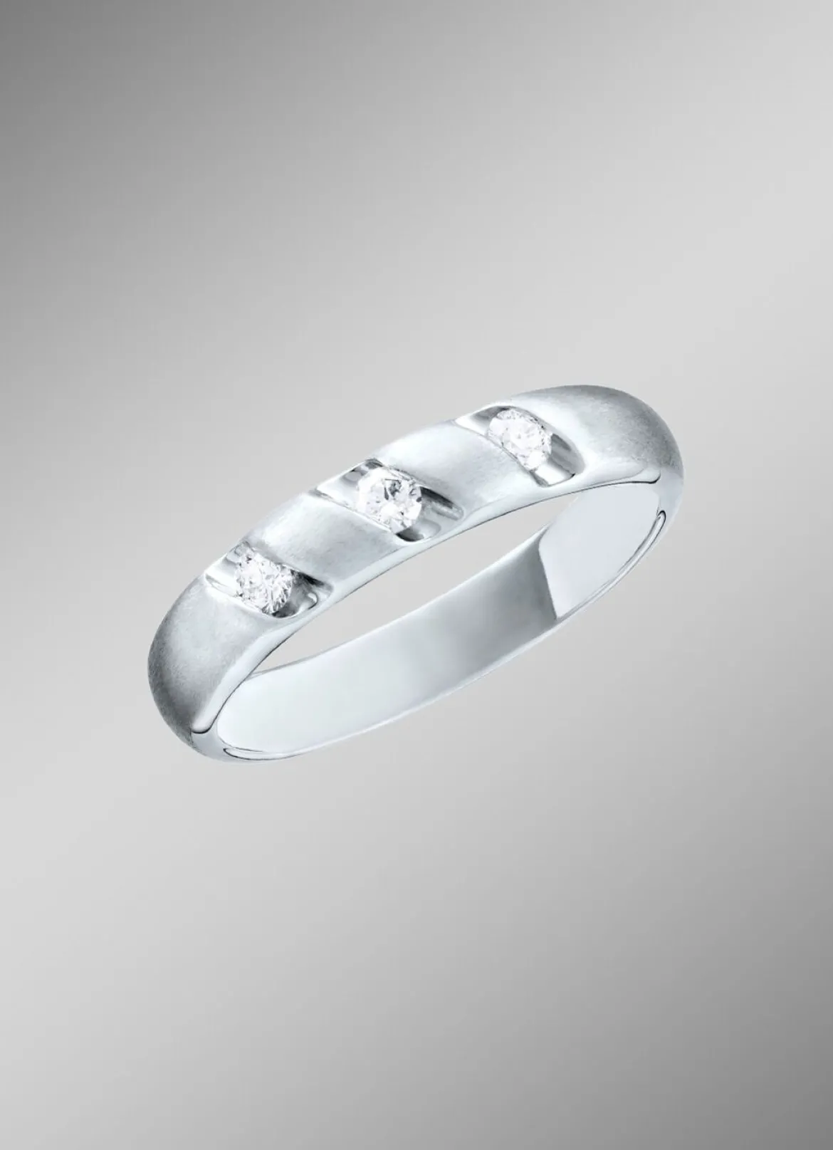 Platin Damenring mit 3 lupenreinen Brillanten