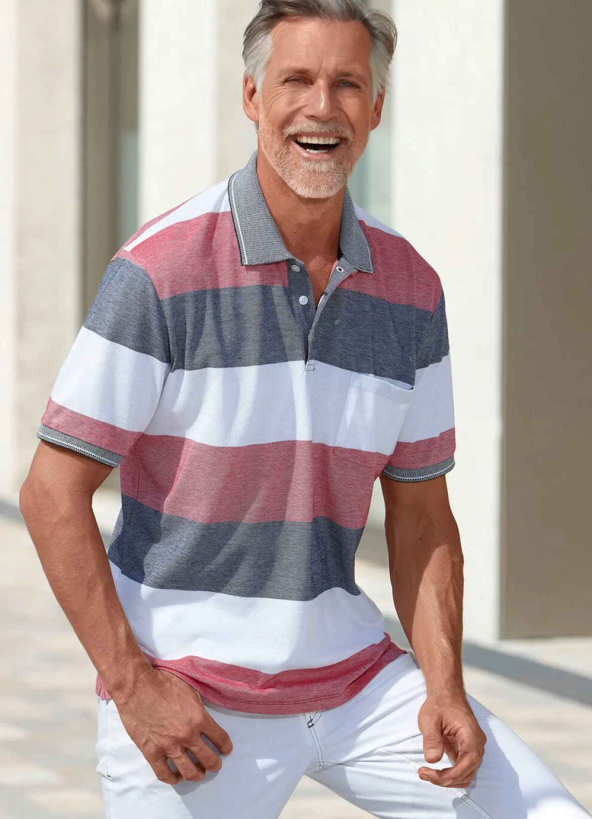 Poloshirt mit kurzer Knopfleiste