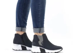 Rieker, modische Damen-Boots, Weite G, mit Reißverschluss