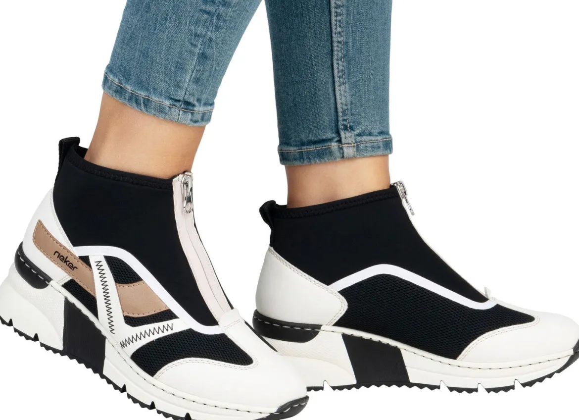 Rieker, stylische Damen-Boots, Weite G, mit herausnehmbarem Fußbett