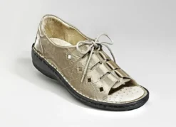 Sandalette aus Lackleder