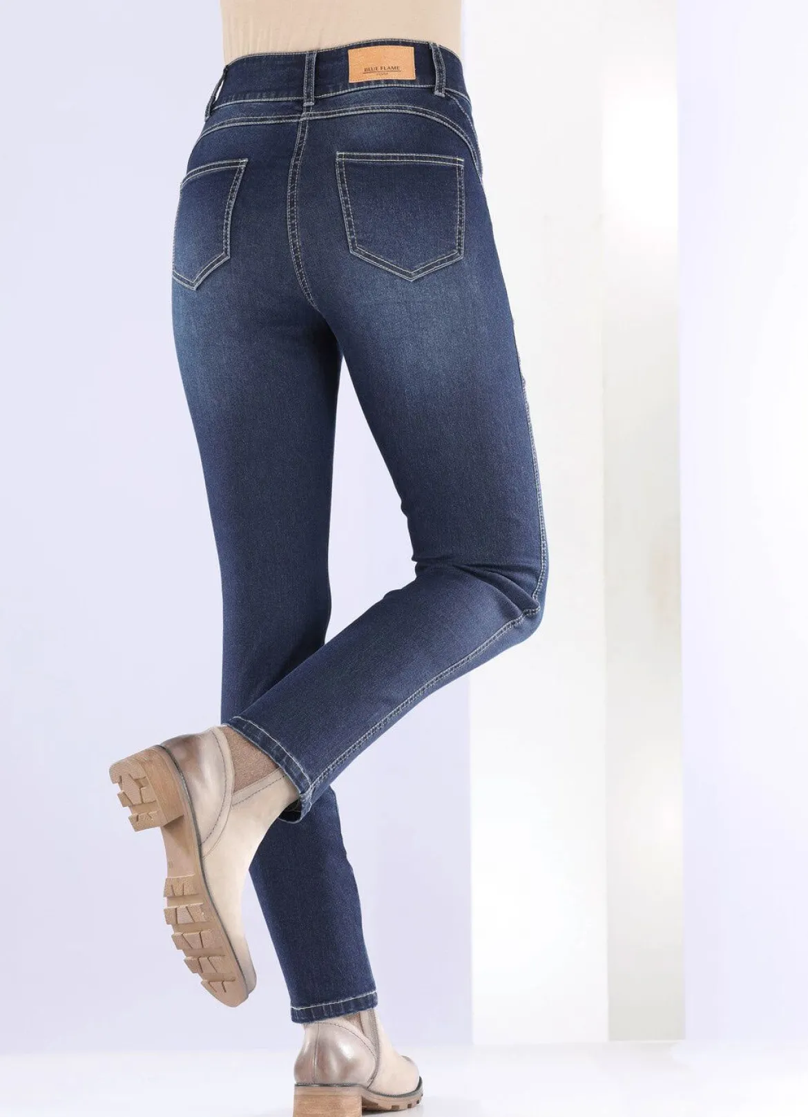 Shaping-Jeans in 4-Pocket-Form
