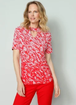 Shirt mit modischem Cut-Out