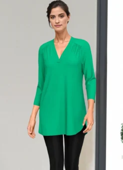 Shirt-Tunika mit V-Ausschnitt