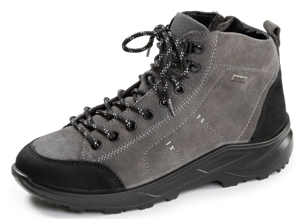 Sportliche Damen-Boots, Weite K, mit herausnehmbarem Fußbett