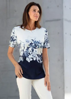 Stilvolles Shirt mit Strass-Schriftzug