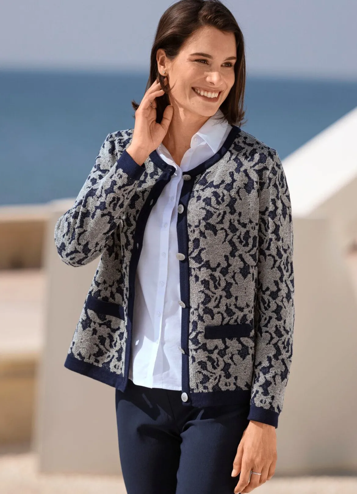 Strickjacke in Garnmix