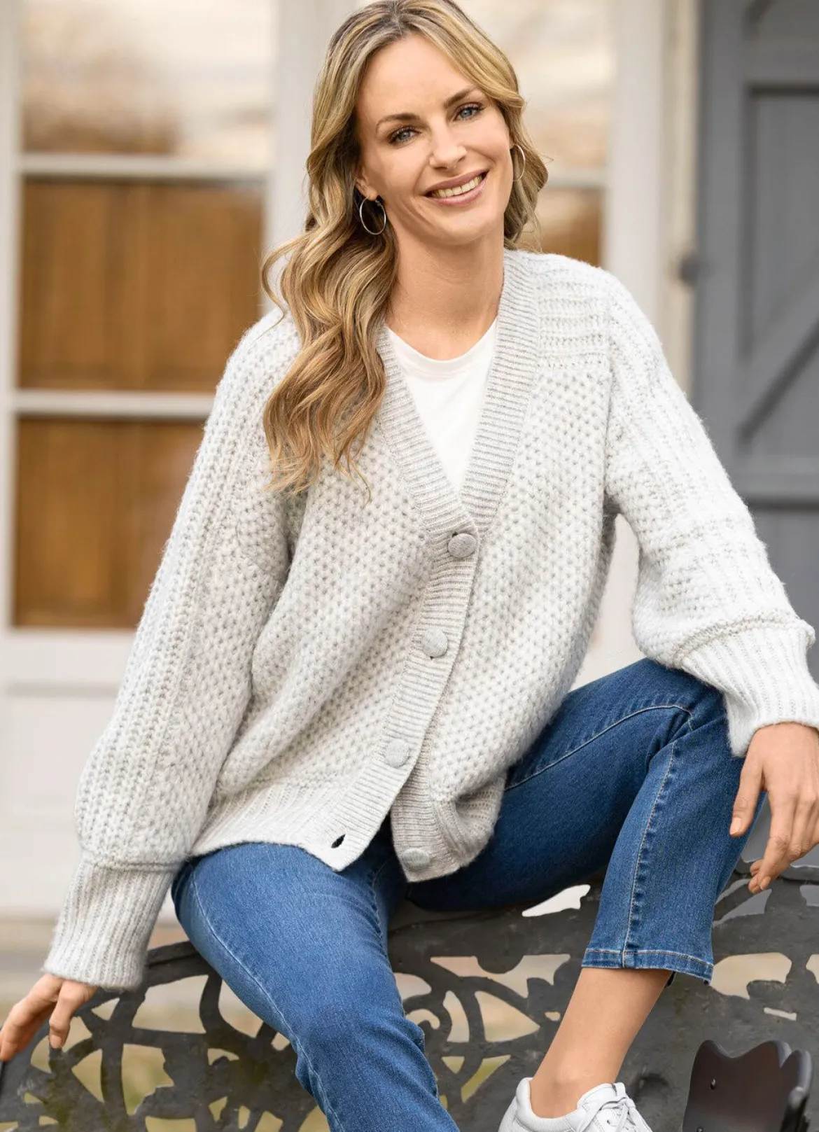 Strickjacke in Grobstrick