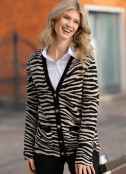 Strickjacke in Jacquard-Dessin
