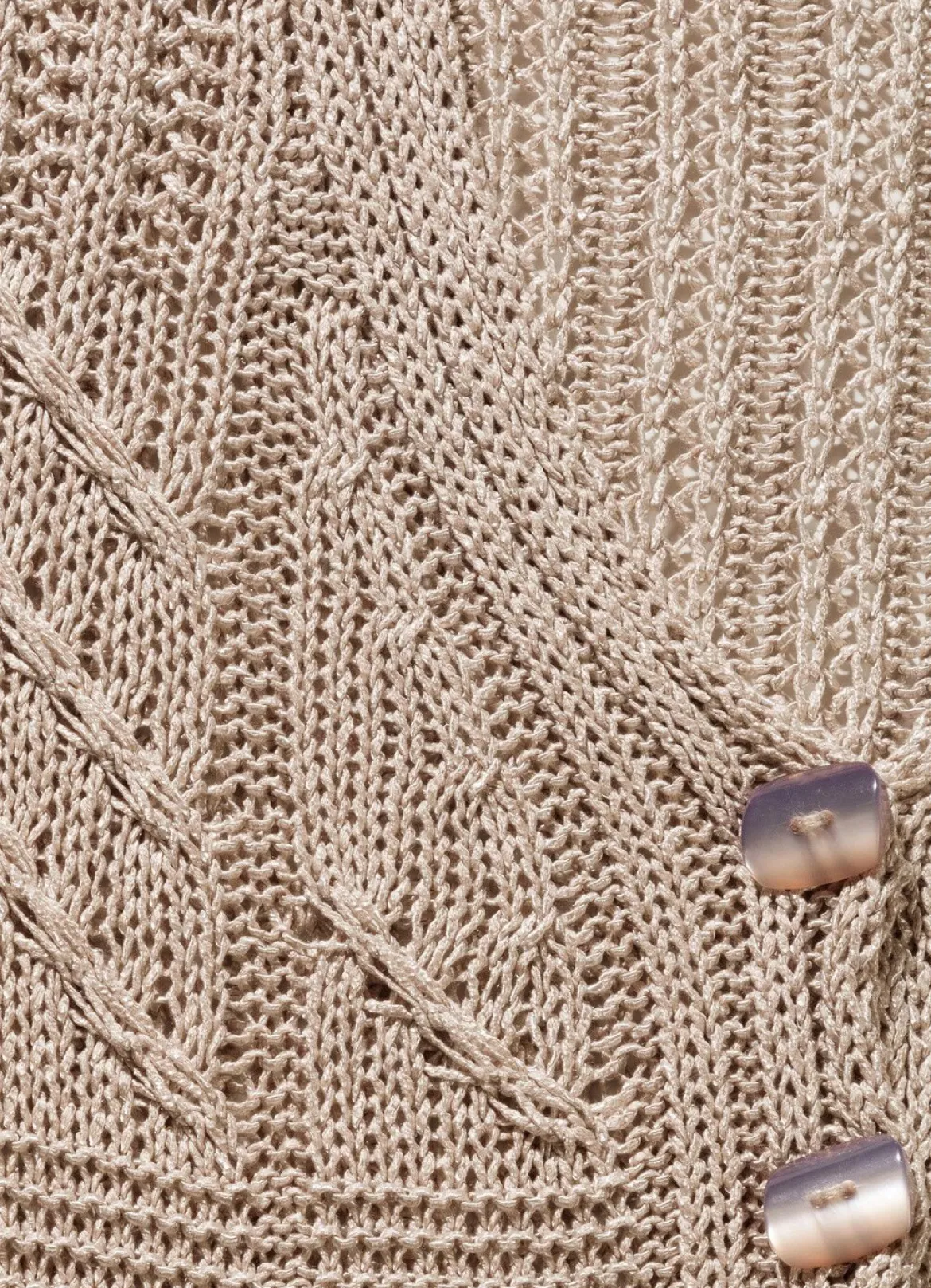 Strickjacke mit Bändchengarn