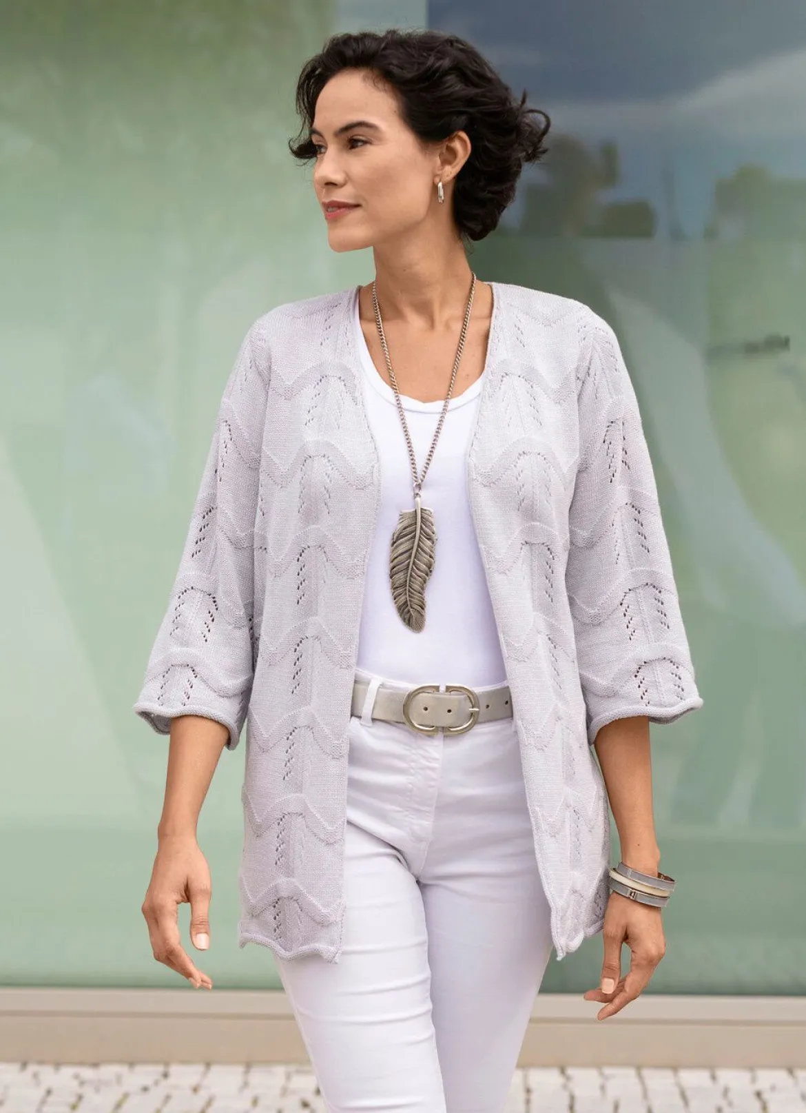 Strickjacke mit Mustermix im Wellendessin