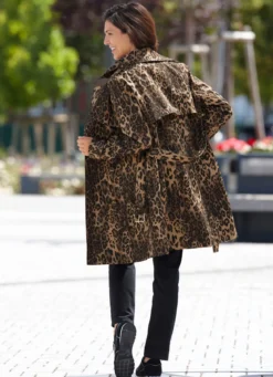 Trenchcoat mit Gürtel