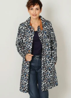 Wendemantel mit Animalprint