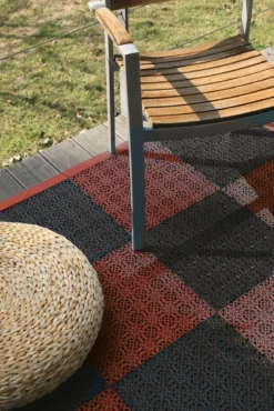 Witterungsbeständige Terrassenfliesen mit Klicksystem
